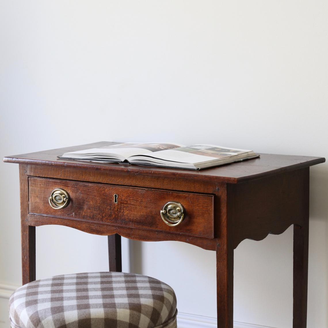 Single-Drawer Side Table